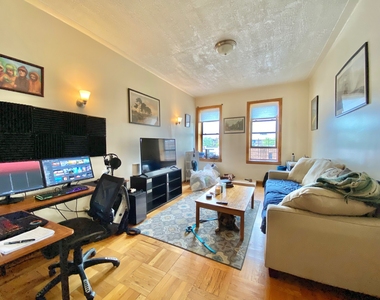 280 Crown Street - Photo Thumbnail 3