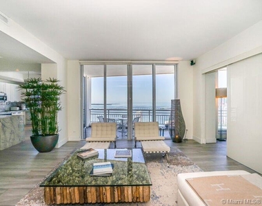 848 Brickell Key Dr - Photo Thumbnail 7