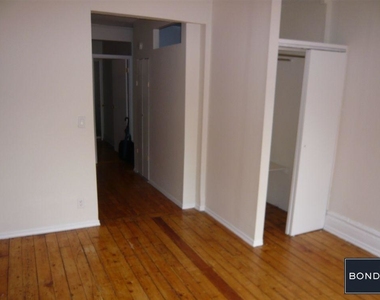 217 East 29th Street - Photo Thumbnail 3