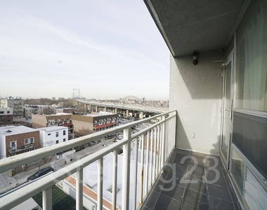 25-15 Crescent Street - Photo Thumbnail 6