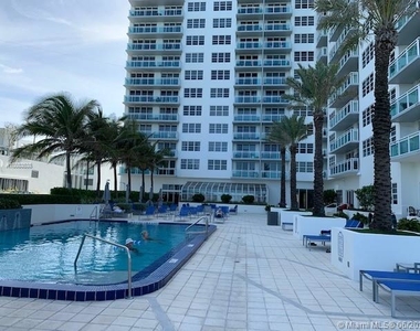 6917 Collins Ave - Photo Thumbnail 7