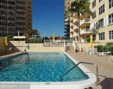 3750 Galt Ocean Dr - Photo Thumbnail 20