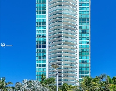 2101 Brickell Ave - Photo Thumbnail 25