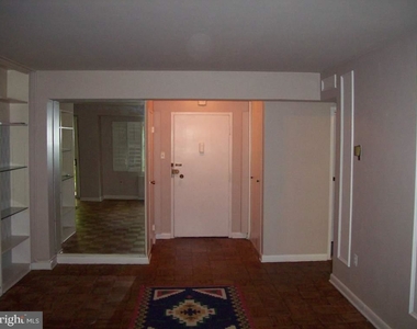 4201 Cathedral Ave Nw #120e - Photo Thumbnail 6