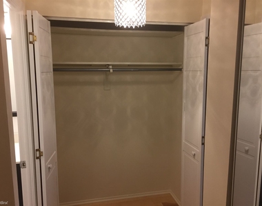 561 W Stratford Pl Apt 2a - Photo Thumbnail 11