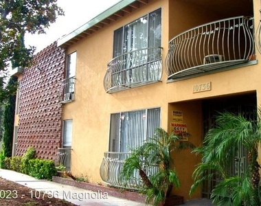 10736 Magnolia Blvd. - Photo Thumbnail 23