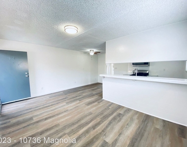 10736 Magnolia Blvd. - Photo Thumbnail 8