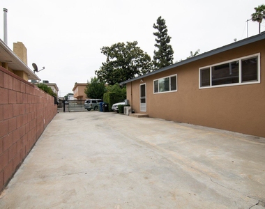 6635 Irvine Avenue - Photo Thumbnail 1