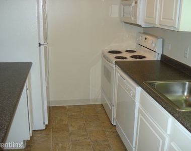 10 E Ontario St Apt 1911 - Photo Thumbnail 0