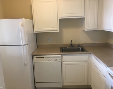 10 E Ontario St Apt 3406 - Photo Thumbnail 13