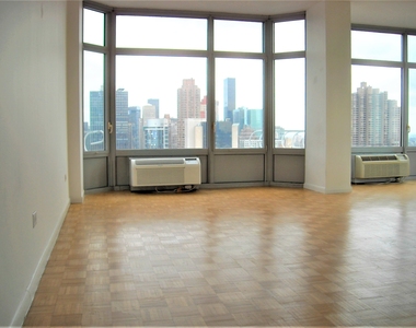 200 East 32nd Street - Photo Thumbnail 1