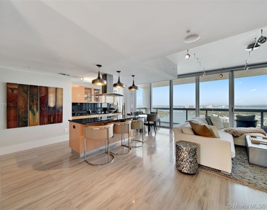 6899 Collins Ave - Photo Thumbnail 54