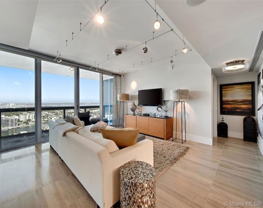 6899 Collins Ave - Photo Thumbnail 50