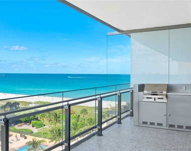 8701 Collins Ave - Photo Thumbnail 15