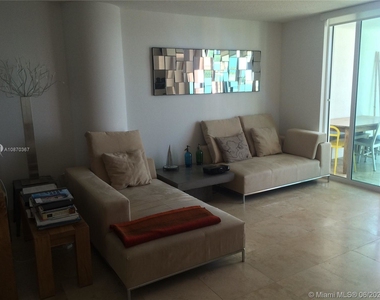 2101 Brickell Ave - Photo Thumbnail 2