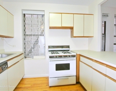 3117 Broadway - Photo Thumbnail 1