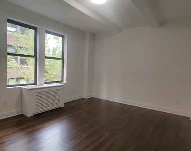 Central Park West/66 - Photo Thumbnail 4