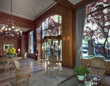 East 75th Street - Photo Thumbnail 16