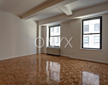 West St, True 1 BR - Photo Thumbnail 4