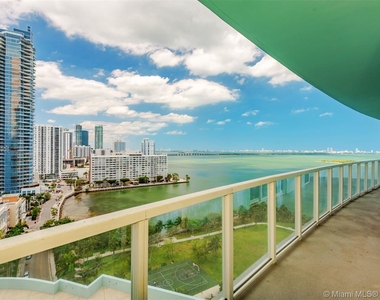 1900 N Bayshore Dr - Photo Thumbnail 19