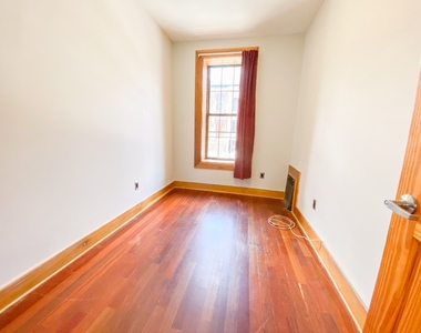 140A Lexington Avenue - Photo Thumbnail 2