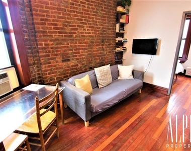 117 Mulberry St. - Photo Thumbnail 0