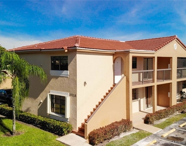 18216 Mediterranean Blvd - Photo Thumbnail 8