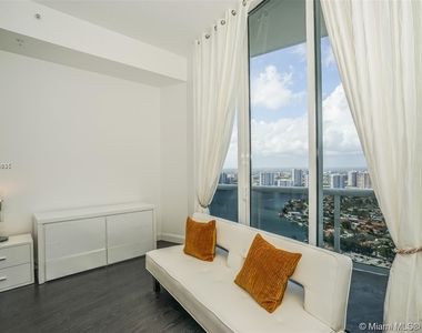 18101 Collins Ave - Photo Thumbnail 28