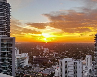 1080 Brickell Ave - Photo Thumbnail 14