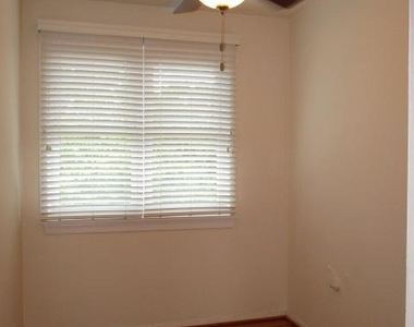 505 E Luray Avenue - Photo Thumbnail 17