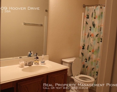 3309 Hoover Drive - Photo Thumbnail 9