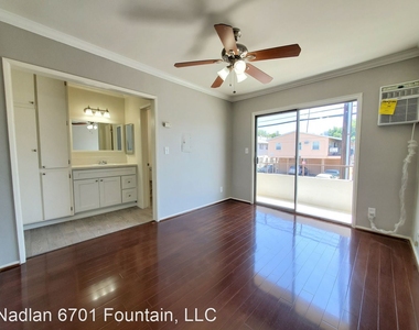 6701 Fountain Ave. - Photo Thumbnail 11