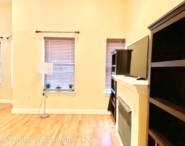 1417 Chapin St, Nw Apt 501 - Photo Thumbnail 12