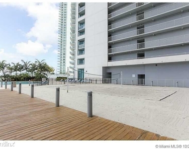 888 Biscayne Blvd 1010 - Photo Thumbnail 14