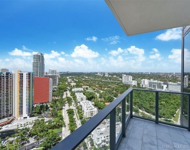 1451 Brickell Ave # 3003-3103 A10826899 - Photo Thumbnail 2