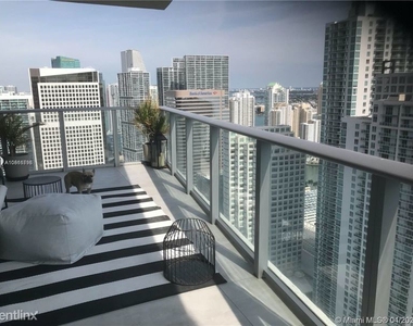 1010 Brickell Ave # 4601 A10816796 - Photo Thumbnail 1