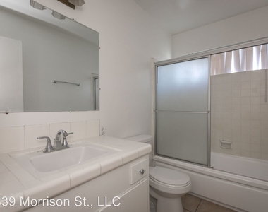 10839 Morrison St. - Photo Thumbnail 7