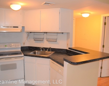 1436 Meridian Place Nw #305 - Photo Thumbnail 9