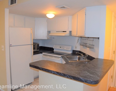 1436 Meridian Place Nw #305 - Photo Thumbnail 8