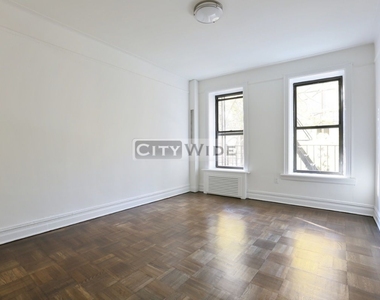 107 East 88th Street - Photo Thumbnail 2