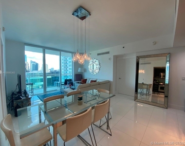 950 Brickell Bay Dr - Photo Thumbnail 20