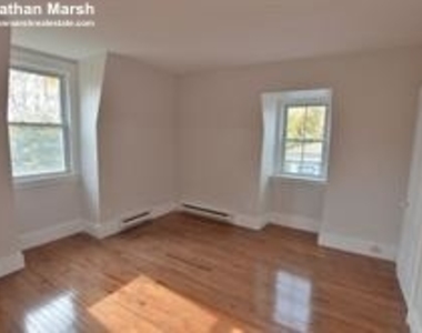 35 Vanwinkle St. - Photo Thumbnail 13