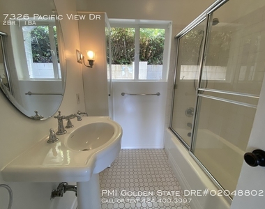 7326 Pacific View Dr - Photo Thumbnail 14