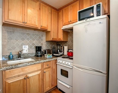 2101 Ocean Ave Apt 6 - Photo Thumbnail 10