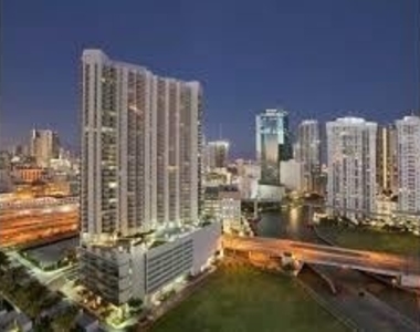 350 S Miami Ave Apt 3815 - Photo Thumbnail 9