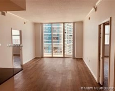 2000 N Bayshore Dr Apt 1607 - Photo Thumbnail 1