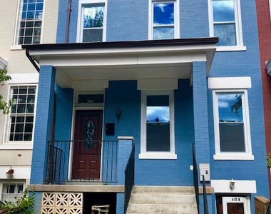 635 Kenyon Street Nw - Photo Thumbnail 0