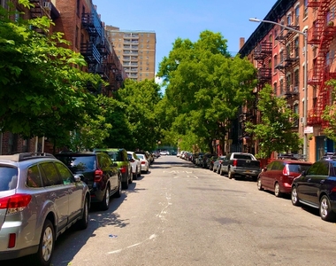 East 9th Street - Photo Thumbnail 0