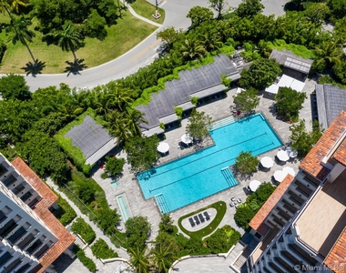 6835 Fisher Island Dr - Photo Thumbnail 16