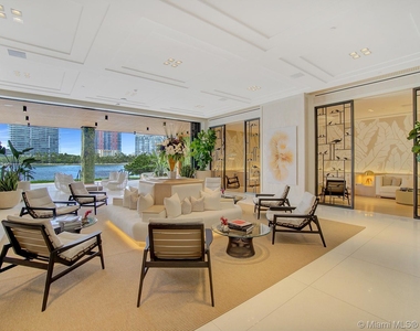 6835 Fisher Island Dr - Photo Thumbnail 28